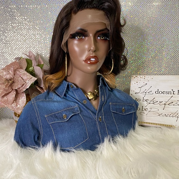 🔥 10” 2-Tone 1b& Blonde Bob 💯Human Hair Wig 🔥 - Picture 6 of 8